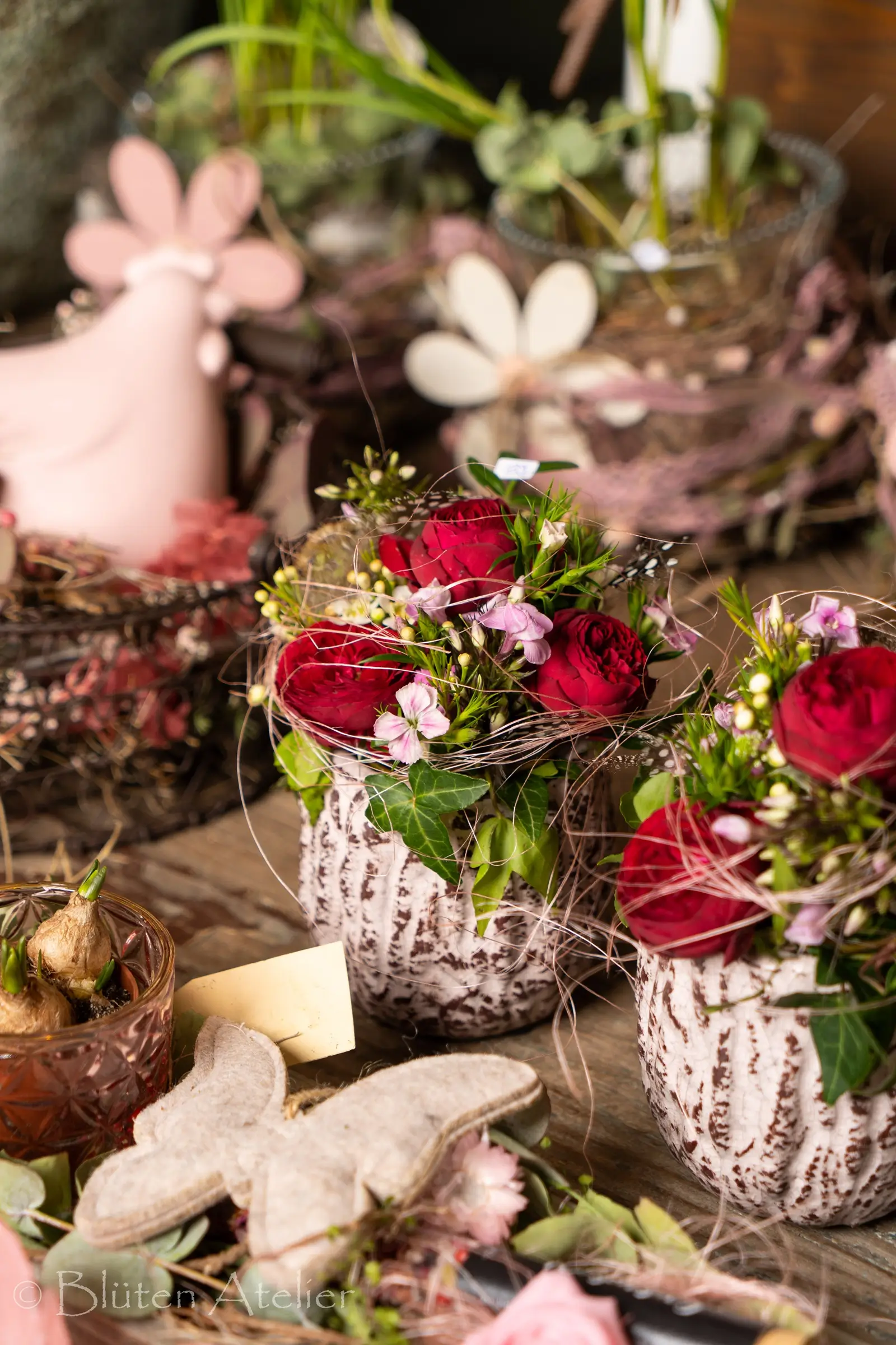 Gesteck rote Rosen